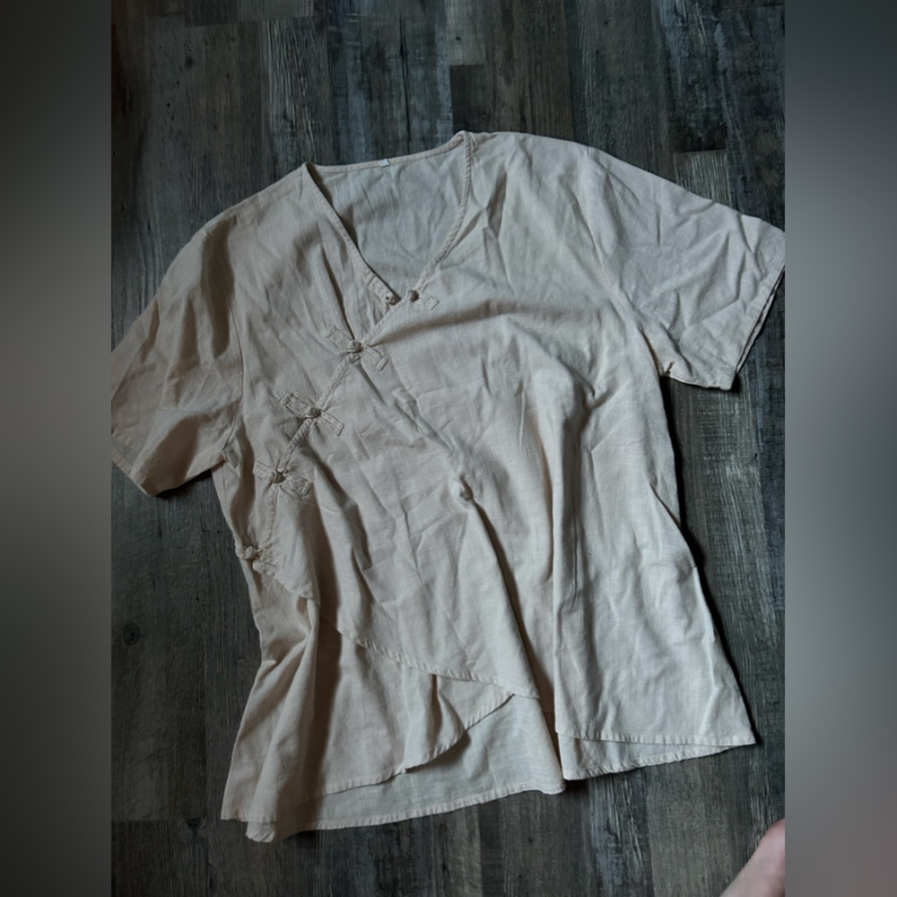 Women’s cross natural colored shirt